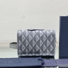 Christian Dior Clutch Bags